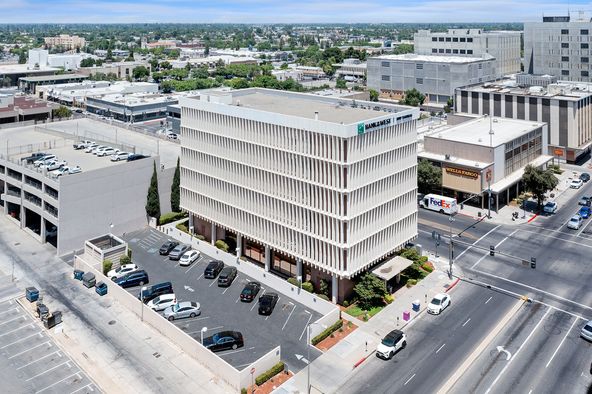Office Space Available in Excellent Condition & Move-In Ready : 1221 Van Ness Ave, Fresno, CA 93721
